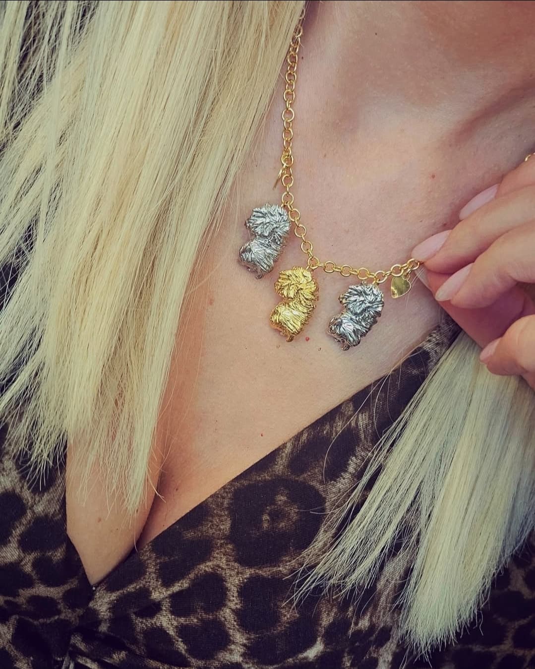 Collana con 3 ciondoli - immagine 3